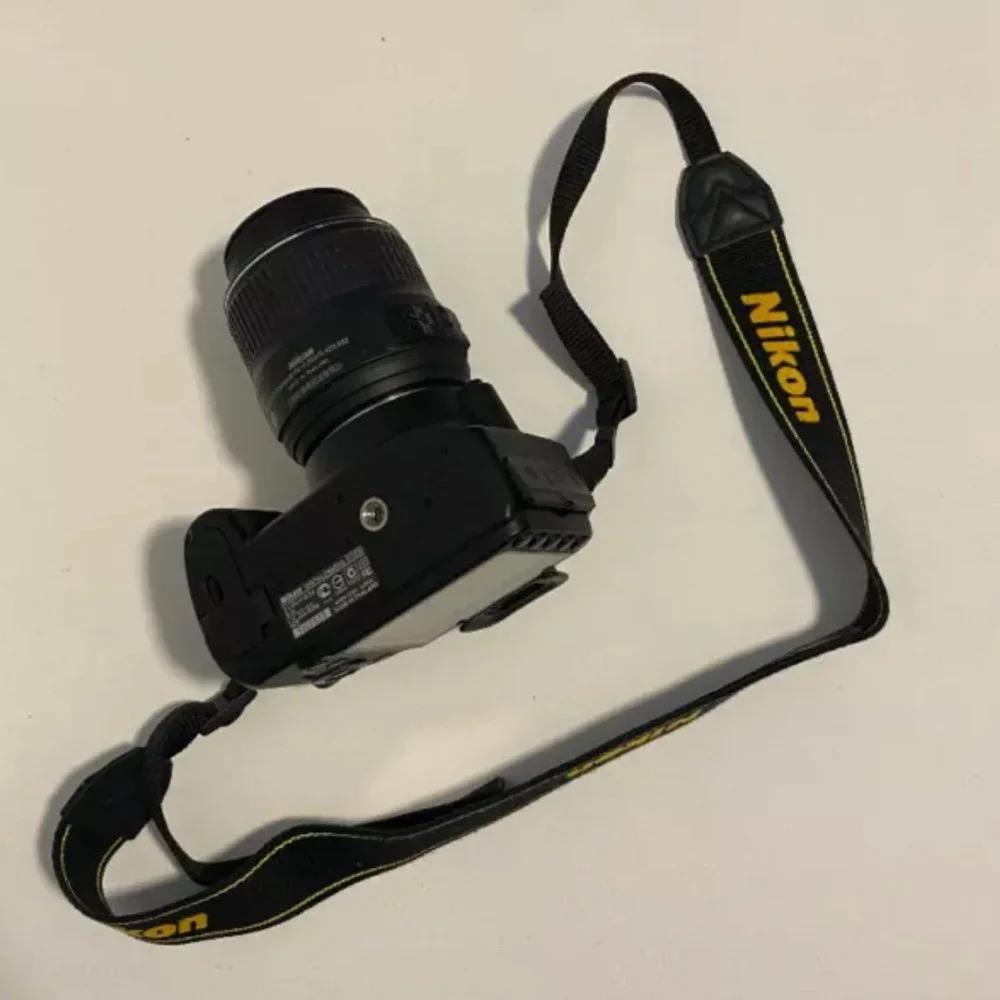 Nikon DSLR Camera D3200 Bundle With Two Lens, Timelapse Remote and More - Picture 5 of 12